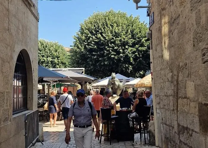 Le Patio De L'isle 1er Duplex Lejlighed